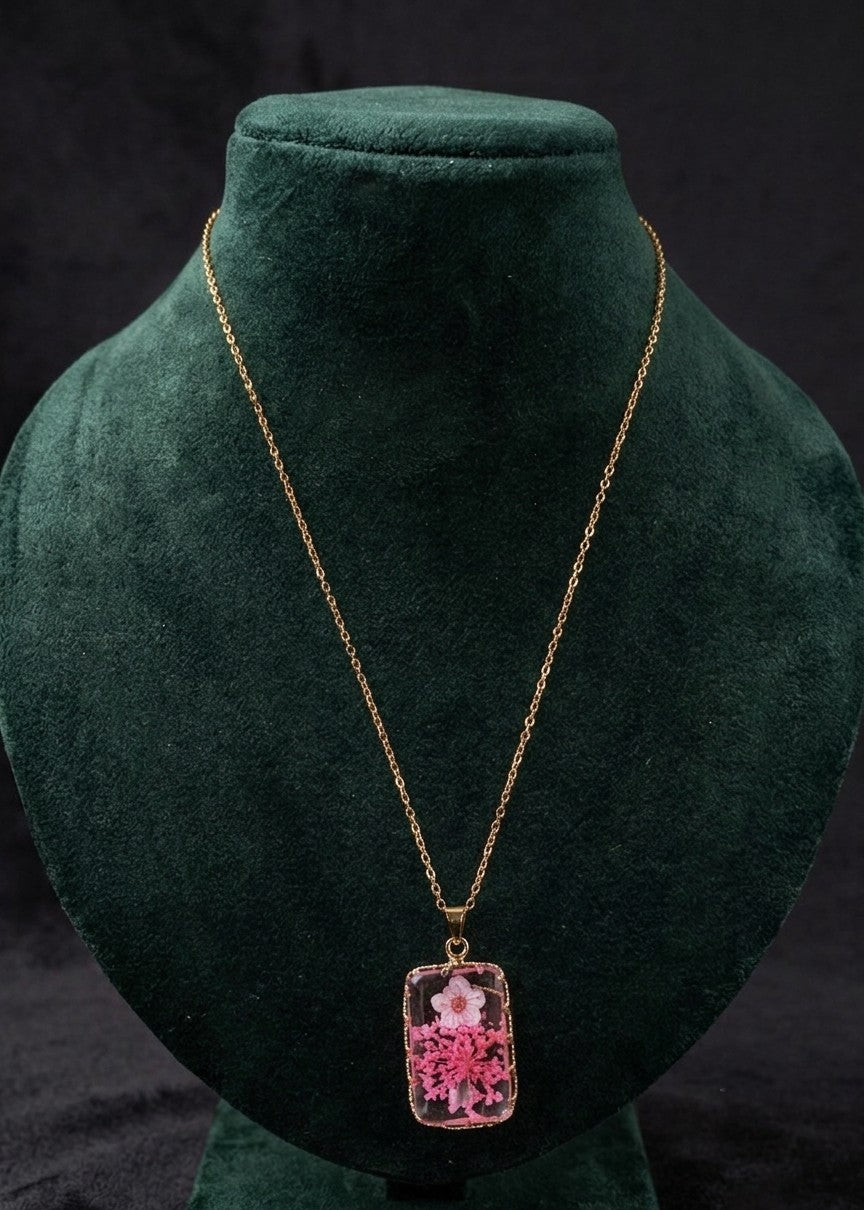 Anti tarnish gold necklace with pink resin pendant