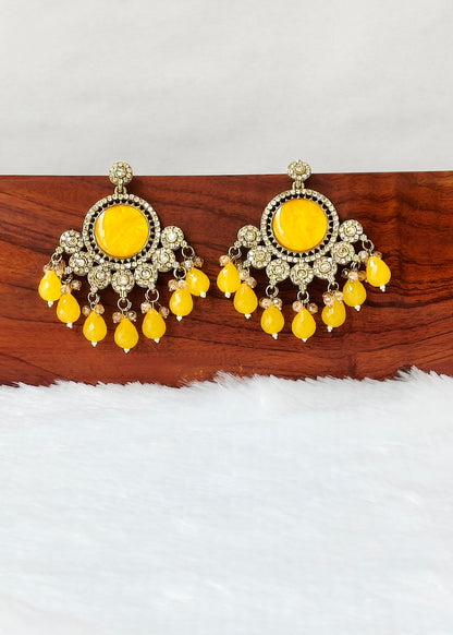 Kundan stone adorned chandbali earring with yellow droplets 
